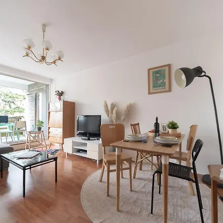 Appartamento Waikiki-garage-terrasse-fibre-ensoleillé-calme-à 10min Du Centre Ville-clermont-ferrand *