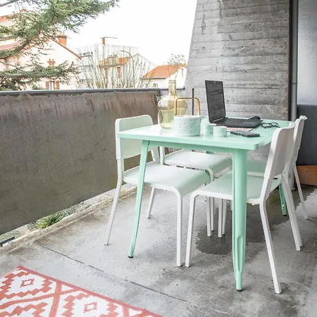 Waikiki-garage-terrasse-fibre-ensoleillé-calme-à 10min Du Centre Ville-clermont-ferrand Appartamento *