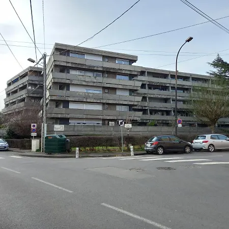 Appartamento Waikiki-garage-terrasse-fibre-ensoleillé-calme-à 10min Du Centre Ville-clermont-ferrand