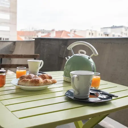 Apartment Waikiki-garage-terrasse-fibre-ensoleille-calme-a 10min Du Centre Ville-clermont-ferrand Chamalieres